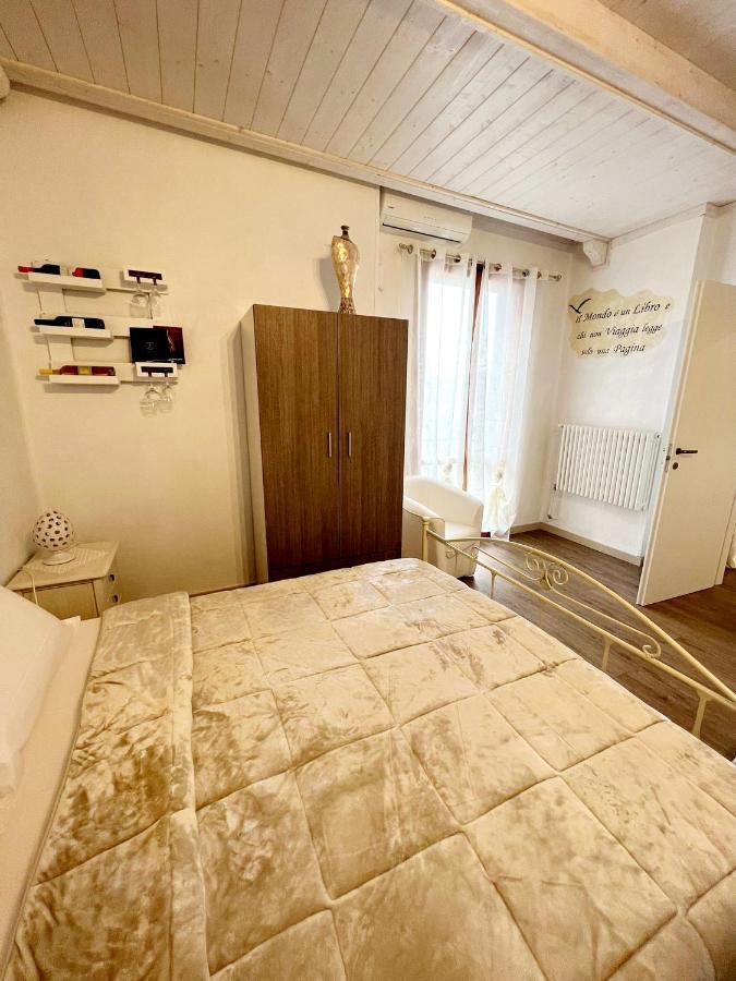 오스투니 Il Girasole B&B 외부 사진