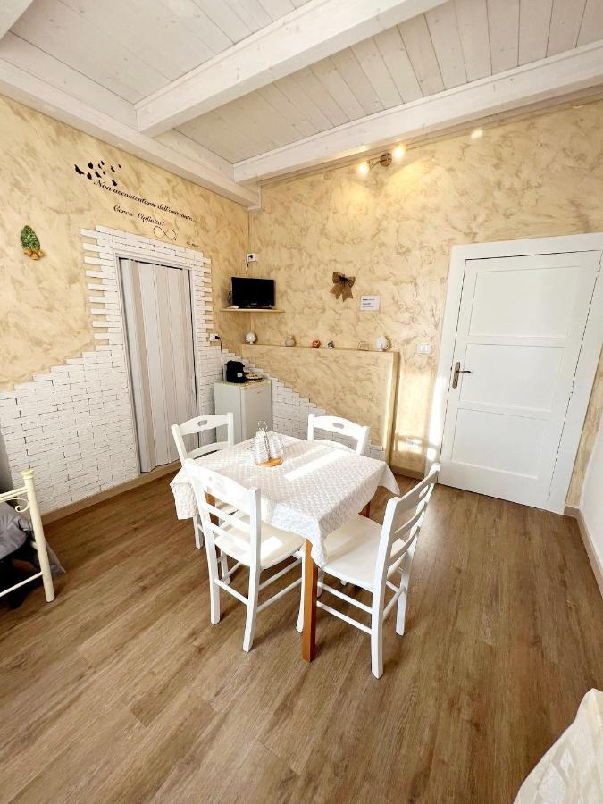 오스투니 Il Girasole B&B 외부 사진
