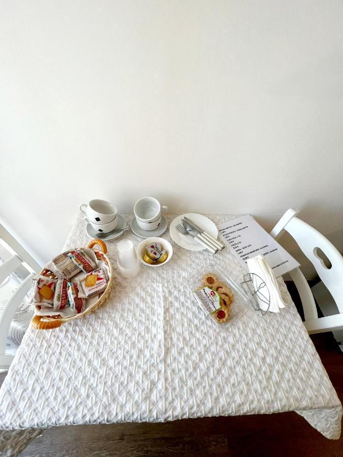 오스투니 Il Girasole B&B 외부 사진