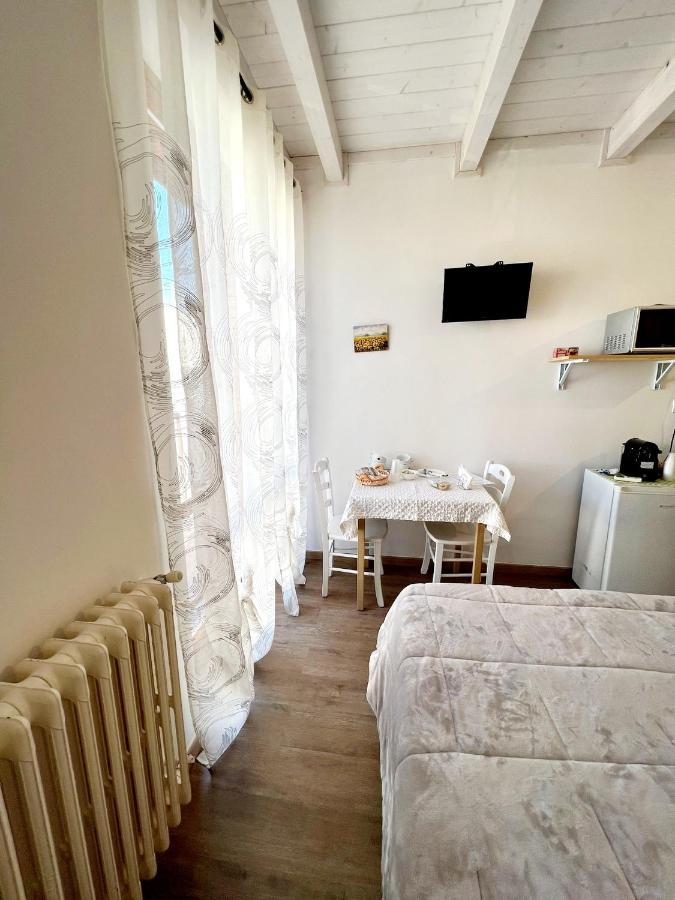 오스투니 Il Girasole B&B 외부 사진