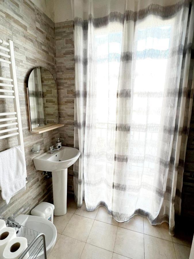 오스투니 Il Girasole B&B 외부 사진